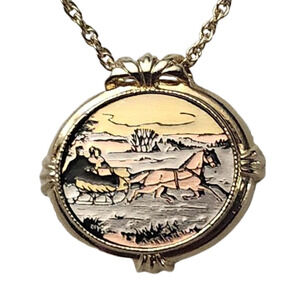 Vtg 1982 Avon Country Christmas Currier Ives Sled  Tri Color Pendant Necklace